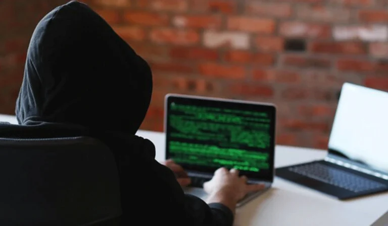 Kejahatan Siber Mengintai, Waspada Penipuan Online di Era Digital